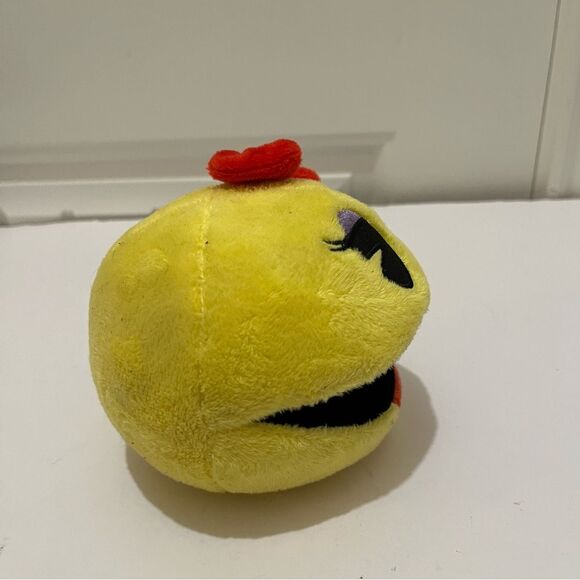 Ms. Pac-Man Video Game Pacman Plush 4" Toy Stuffed Doll Ball Yellow Arcade - Picture 6 of 9